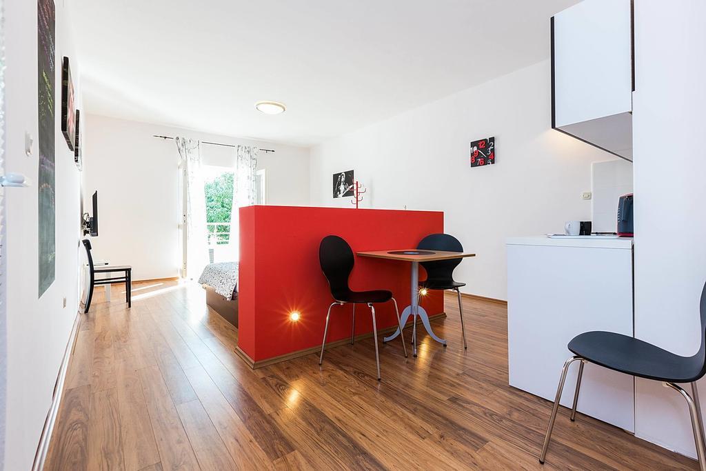 Apartments Dada Biograd Na Moru Pokoj fotografie